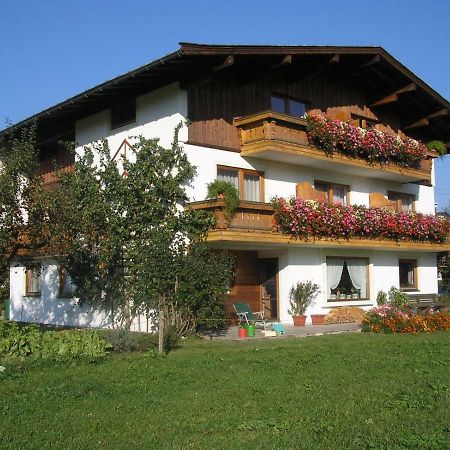 Gaestehaus Gruenbacher Kossen Ngoại thất bức ảnh
