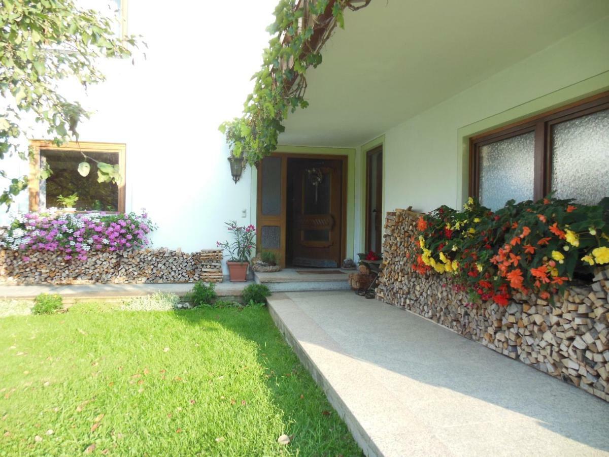 Gaestehaus Gruenbacher Kossen Ngoại thất bức ảnh